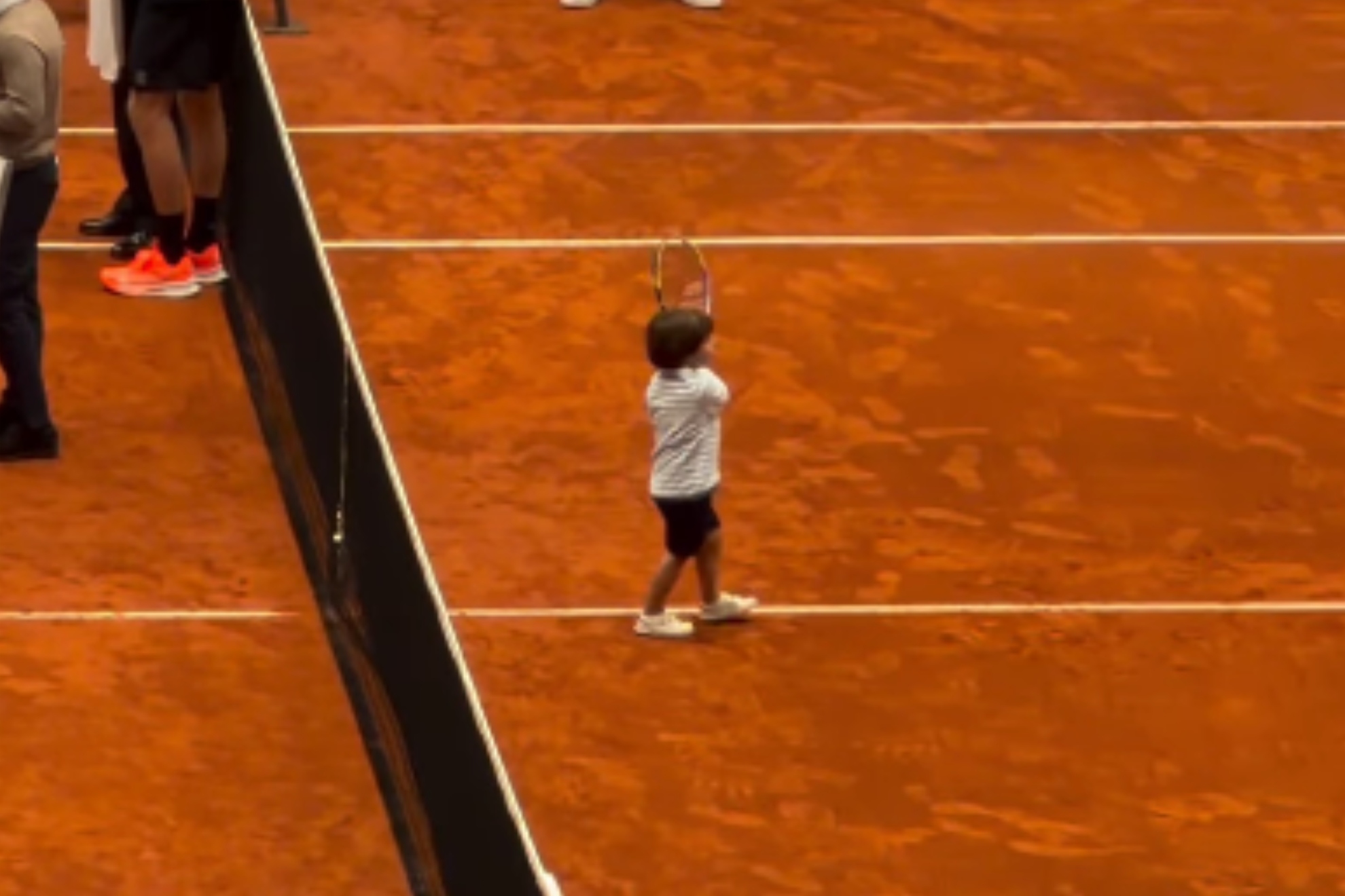El hijo de Nadal, jugando en el Bernabéu.