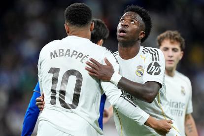 Tote se moja con Mbappé, Florentino y el futuro del Madrid: “Yo vendería a  Vinicius”