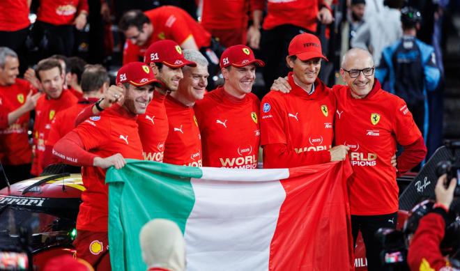 El jefe de Ferrari estalla contra Hamilton y Leclerc: "Que hablen menos y piensen m�s en conducir"