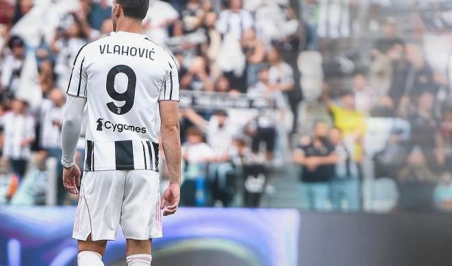 Dusan Vlahovic est� en la �rbita del Barcelona para sustituir a Lewandowski