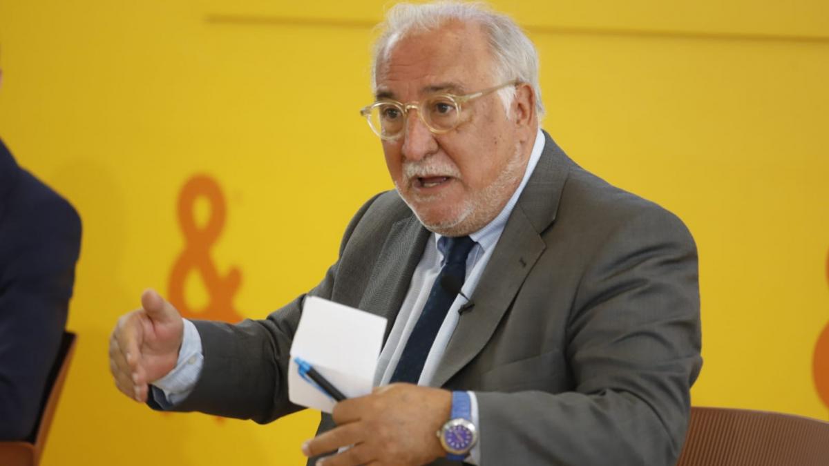 ¿Habrá prórroga para las balizas V16? El director de la DGT responde