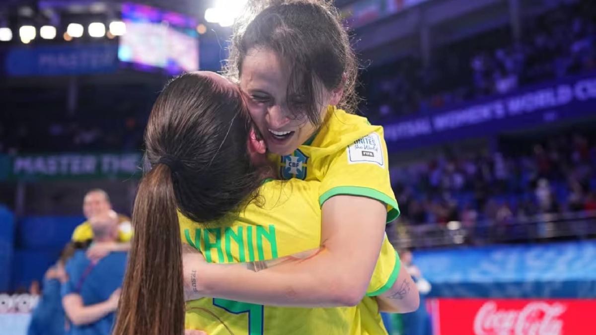 Brasil se corona campeón del Mundial de fútbol sala al vencer 0-3 a Portugal