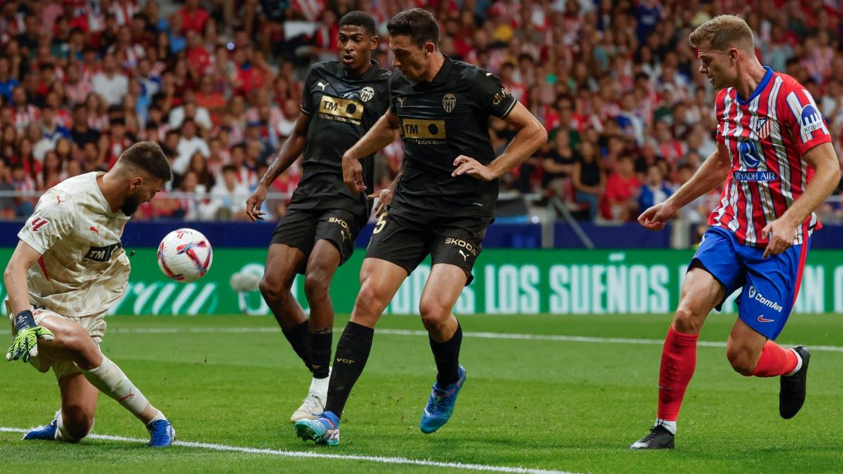 Valencia y Atlético Madrid se juegan el futuro en el Wanda Metropolitano