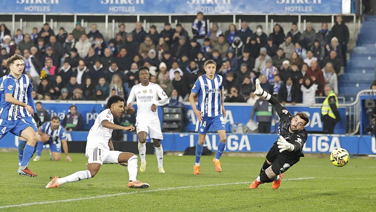 Xabi Alonso se enfrenta al Real Madrid en un duelo decisivo contra el Alavés