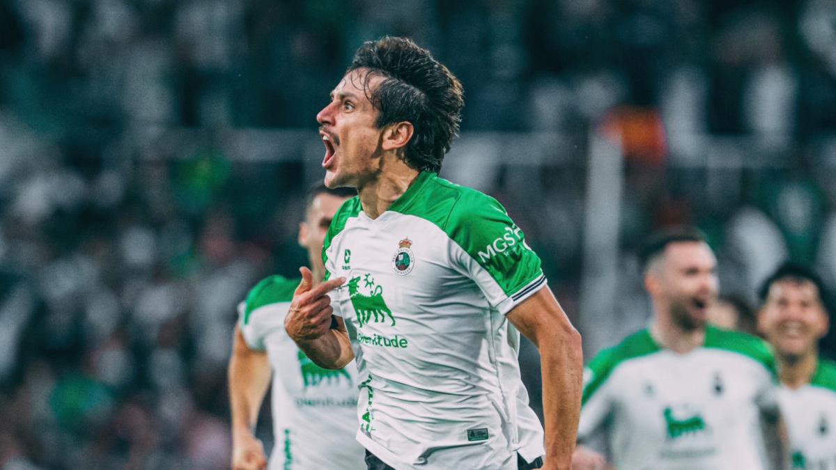 Un futbolista de Segunda entra en el Top 10 de partidos disputados en la categoría