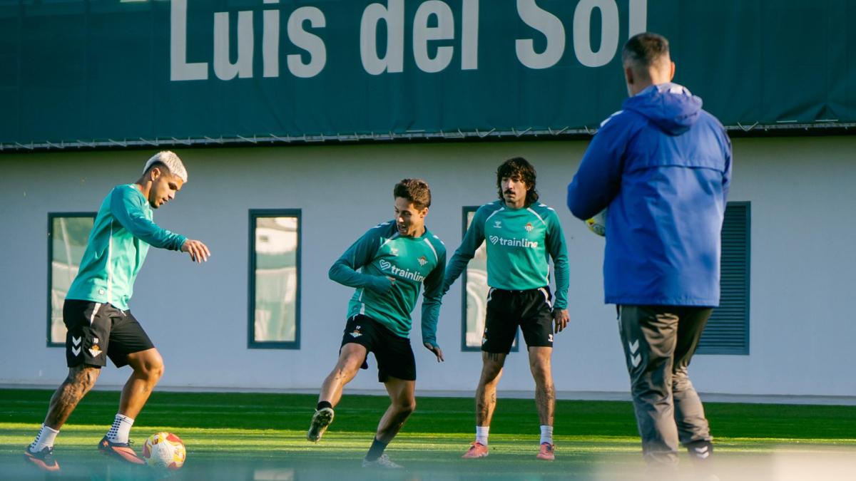 La lista de Pellegrini frente al Getafe, con una novedad y seis ausencias