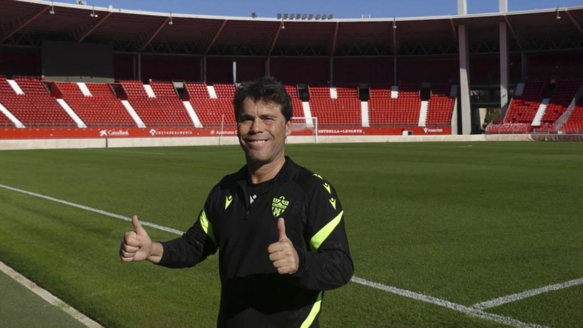 Rubi:  Estoy obsesionado por conseguir que el Almería ascienda 