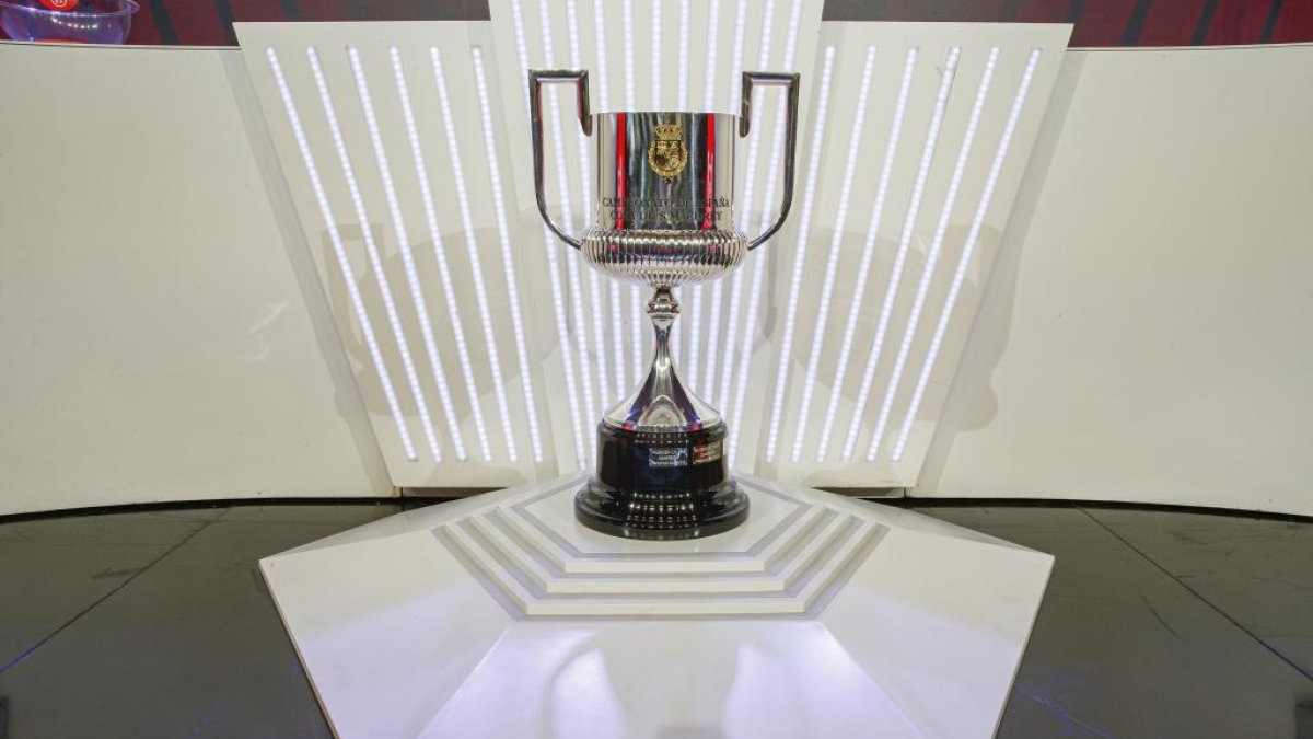 El trofeo de Copa del Rey pasará a ser propiedad del equipo campeón
