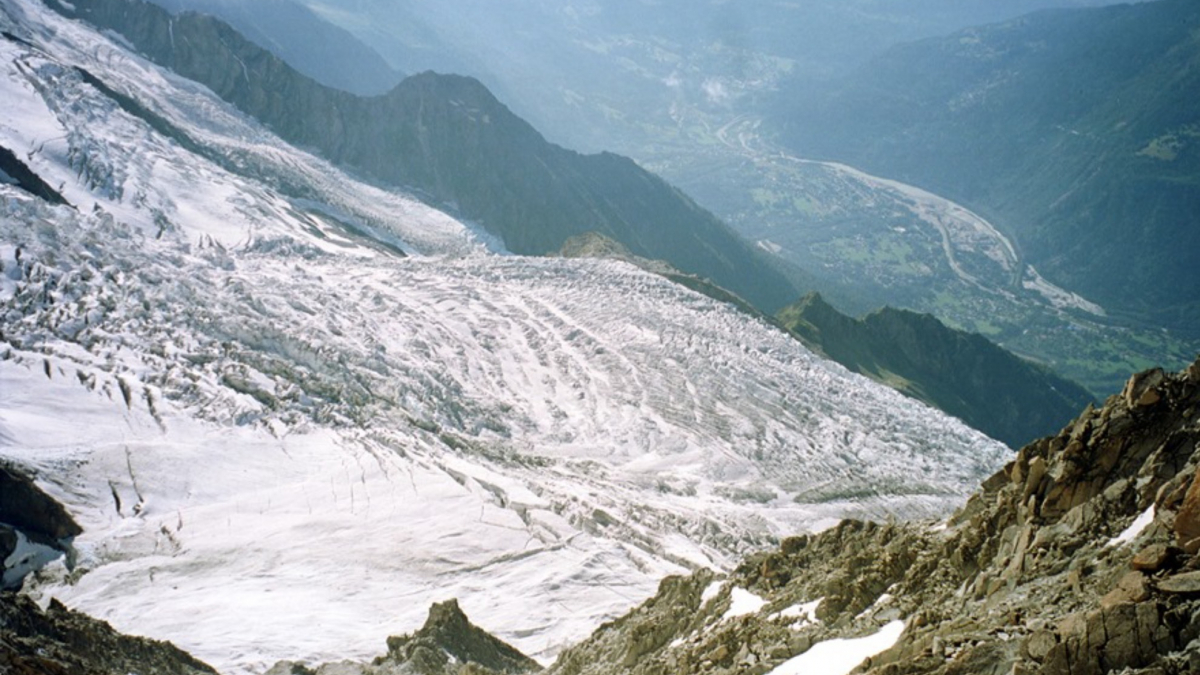 Dos montañeros vascos mueren al caer por el Mont Blanc y un tercero ...