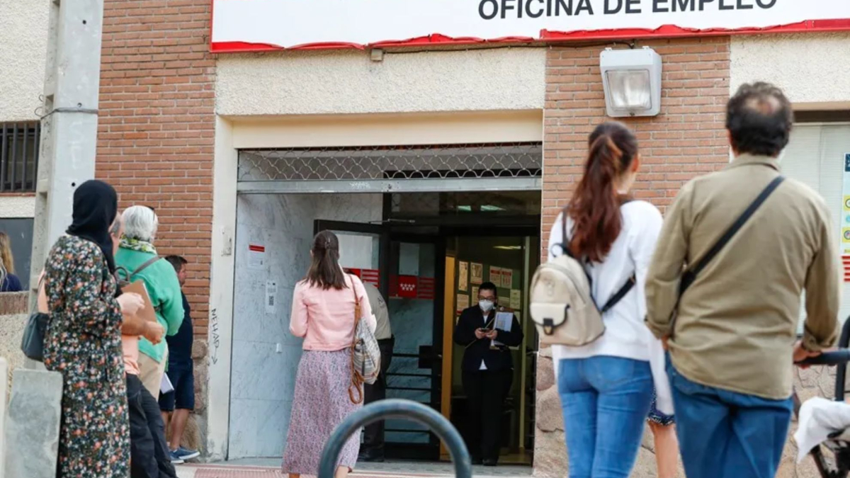 Cobrar el paro y trabajar a la vez: la nueva reforma que llega en 2025 ...