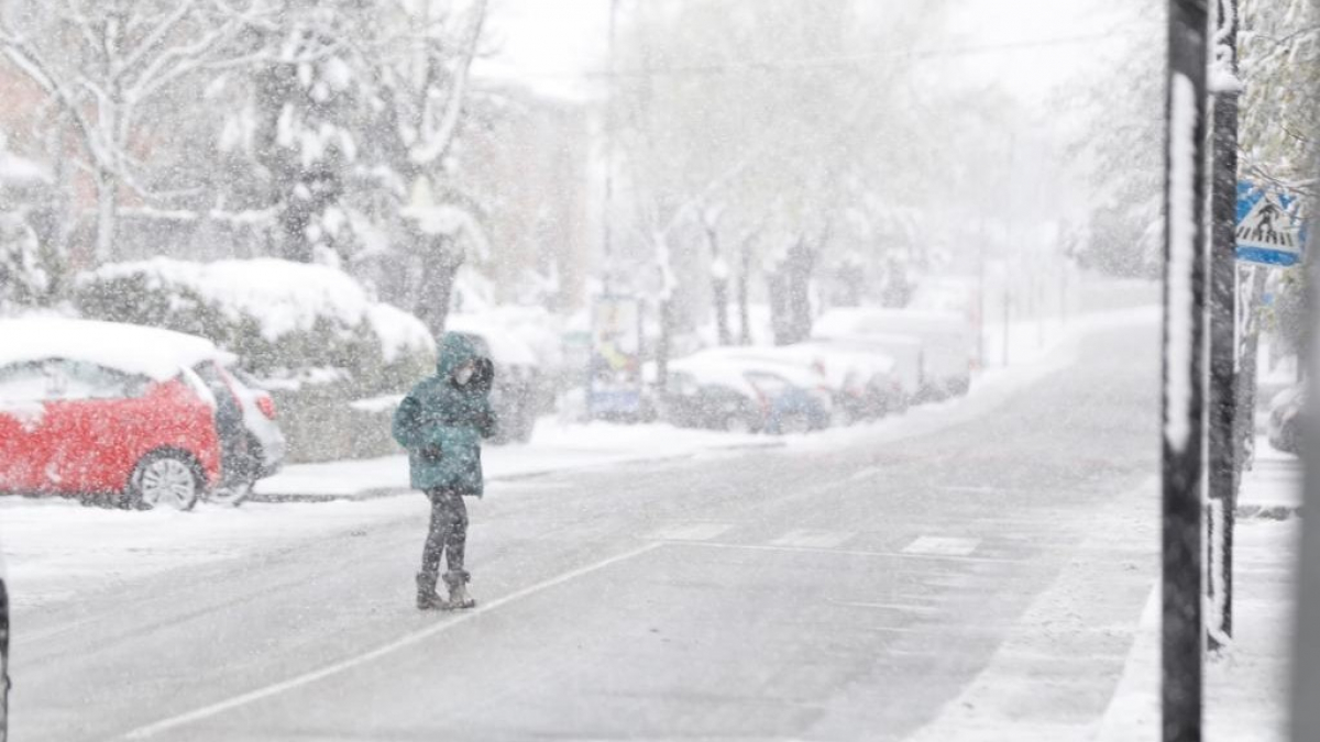 100+] Beautiful Winter Pictures | Wallpapers.com, image size:1200x675