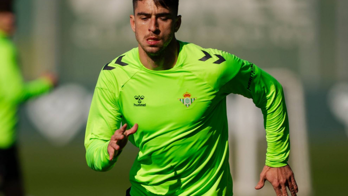 Marc Roca regresa con el grupo