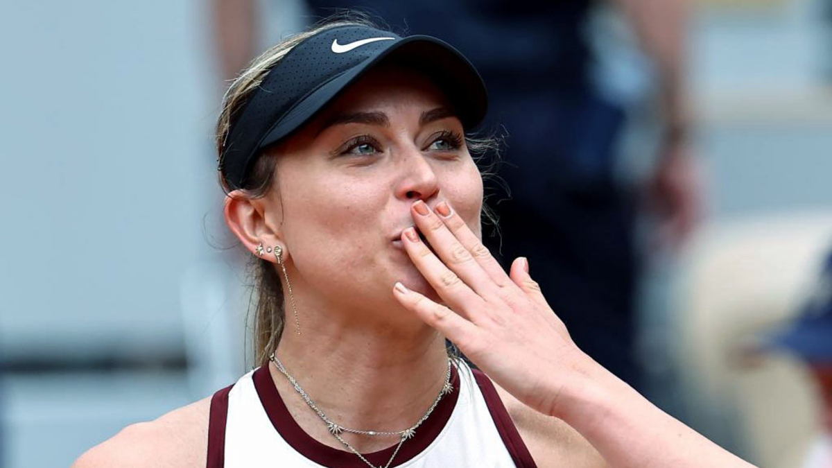 Paula Badosa remonta a Osaka tras inspirarse en la huella de Nadal