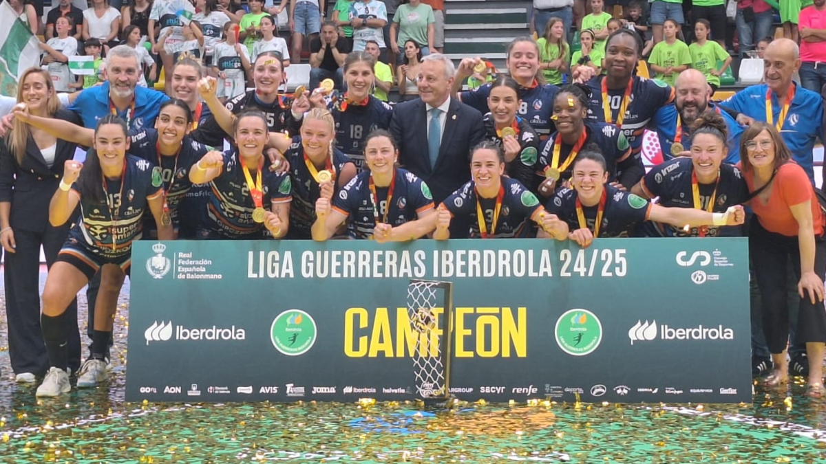 El Bera Bera sentencia la Liga Guerreras en Elche y firma el triplete