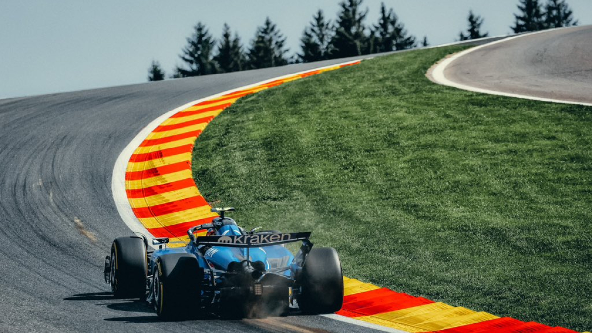 Horarios F1 Libres 3 y clasificación del GP de Bélgica: a qué hora es y dónde ver en TV la 'qualy' de Sainz y Alonso