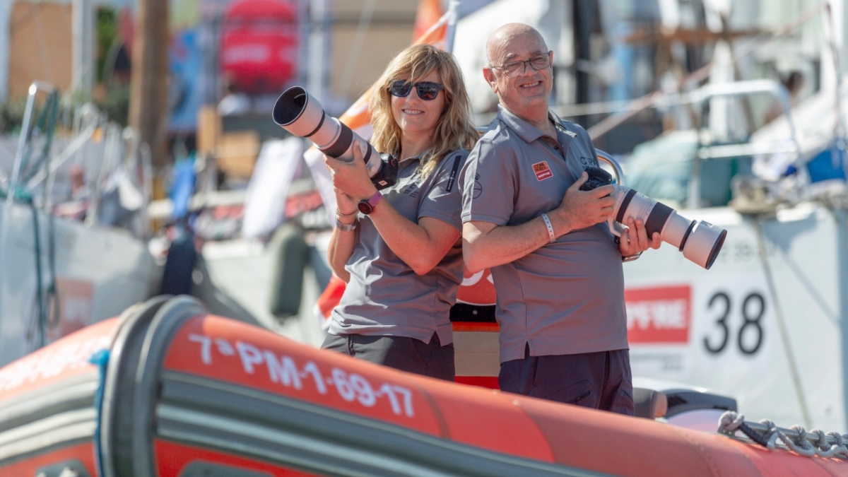 María Muiña y Nico Martínez, los ojos de la Copa del Rey en el mar