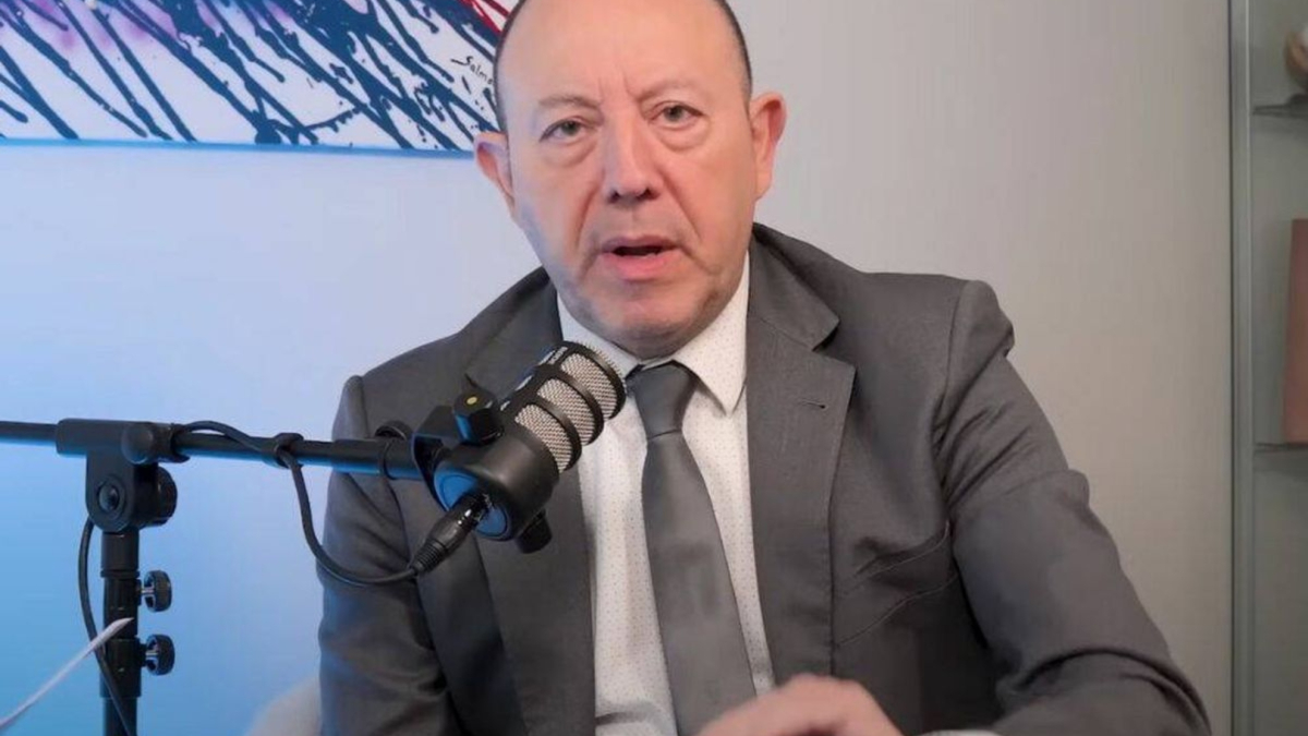 Gonzalo Bernardos, economista y perico, critica a la Federación: "Fue una vergüenza oír en Cornellà 'musulmán el que no bote'"