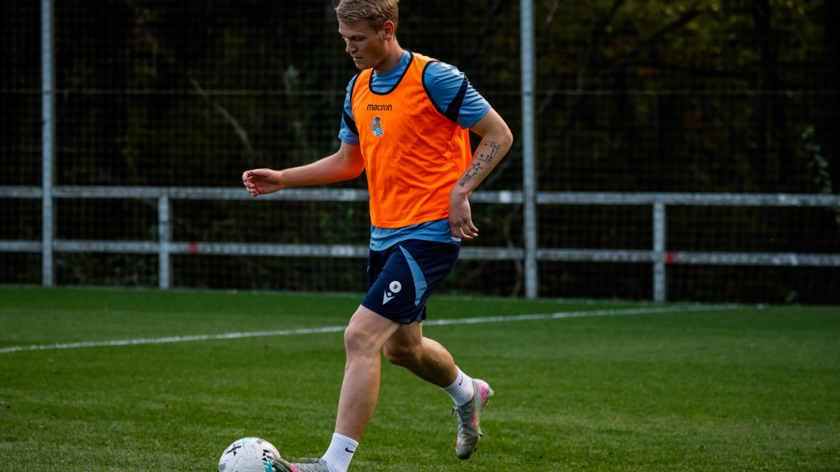  Aritz y Óskarsson se apuntan a Balaídos 