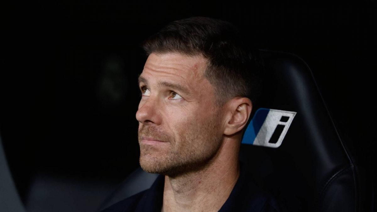 تشابي ألونسو يعرب عن معارضة ريال مدريد لإقامة مباراة فياريال وبرشلونة في ميامي