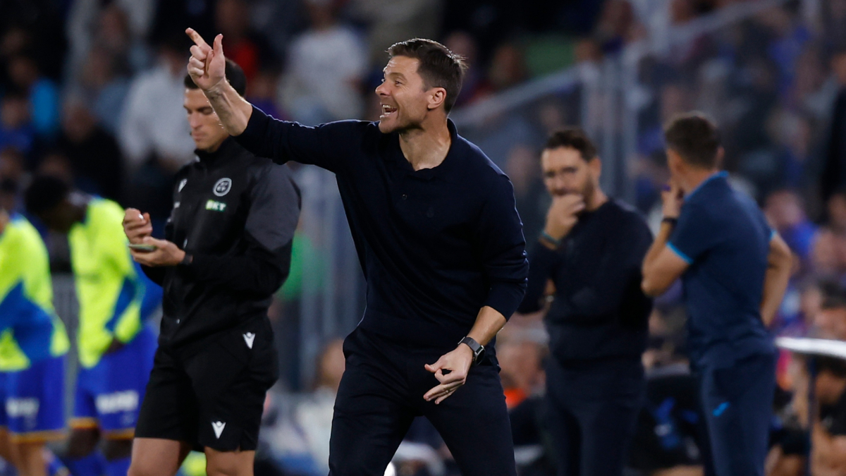 تشابي ألونسو يشيد بأداء ريال مدريد في الفوز على خيتافي ويثني على فينيسيوس وغولر