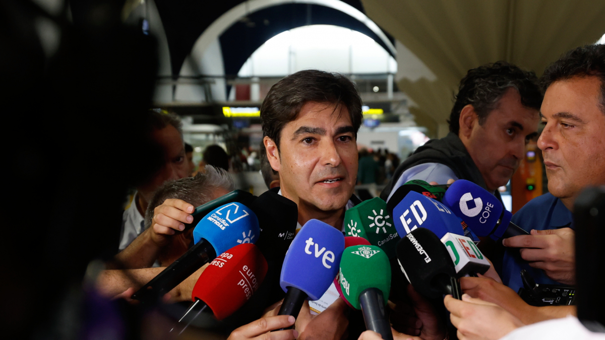  Haro, sobre la posibilidad de jugar un partido de Liga fuera de España: &quot;Un partido donde el Betis fuera local, no&quot; 