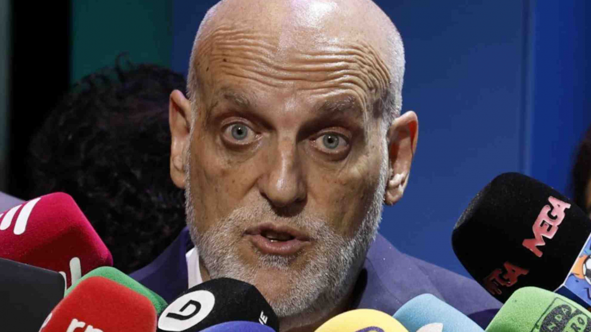  Tebas explica por qué no se vio por televisión la protesta de los jugadores: &quot;Es la línea editorial desde hace 12 años&quot; 