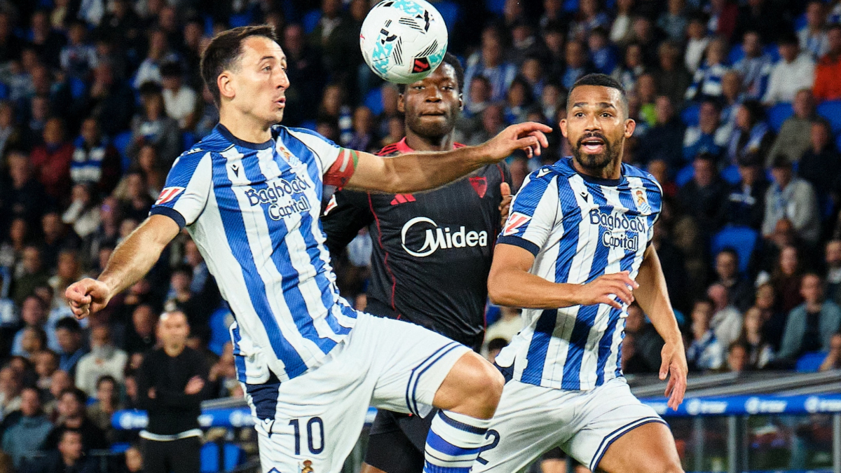  Yangel Herrera volvió a lesionarse, pero la Real espera que sea algo leve 