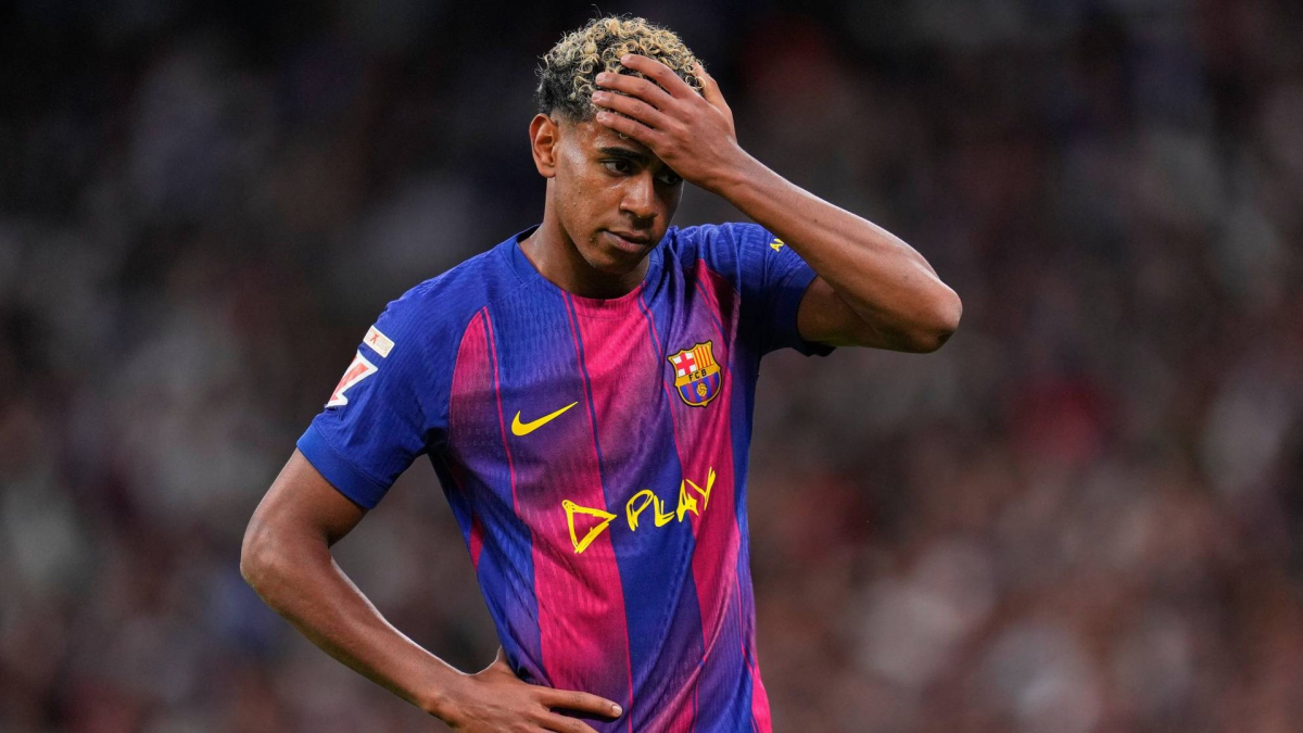  El preocupante &#039;caso Lamine&#039;: &quot;Sale a jugar, pero no es él&quot; 