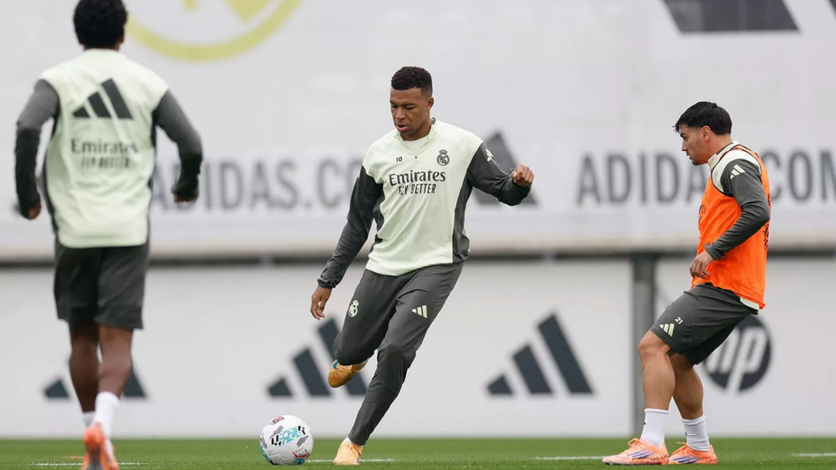 ريال مدريد يستأنف تدريباته استعداداً لمواجهة فالنسيا وسط غيابات مؤثرة