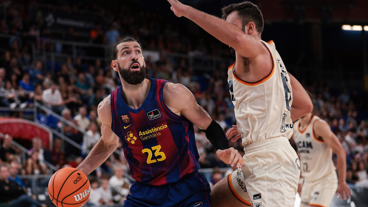 Shengelia Shines as FC Barcelona Dominates Club Baloncesto Murcia in Thrilling Match