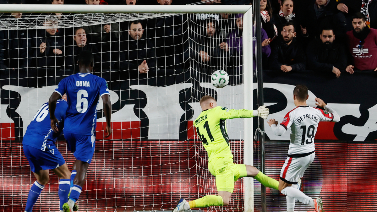 Rayo Vallecano Faces Off Against Poland’s Lech Poznań in Thrilling Clash