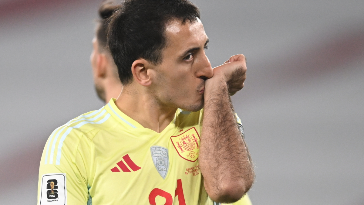 Oyarzabal anota desde el penalti y llega a 20 goles con la selección española