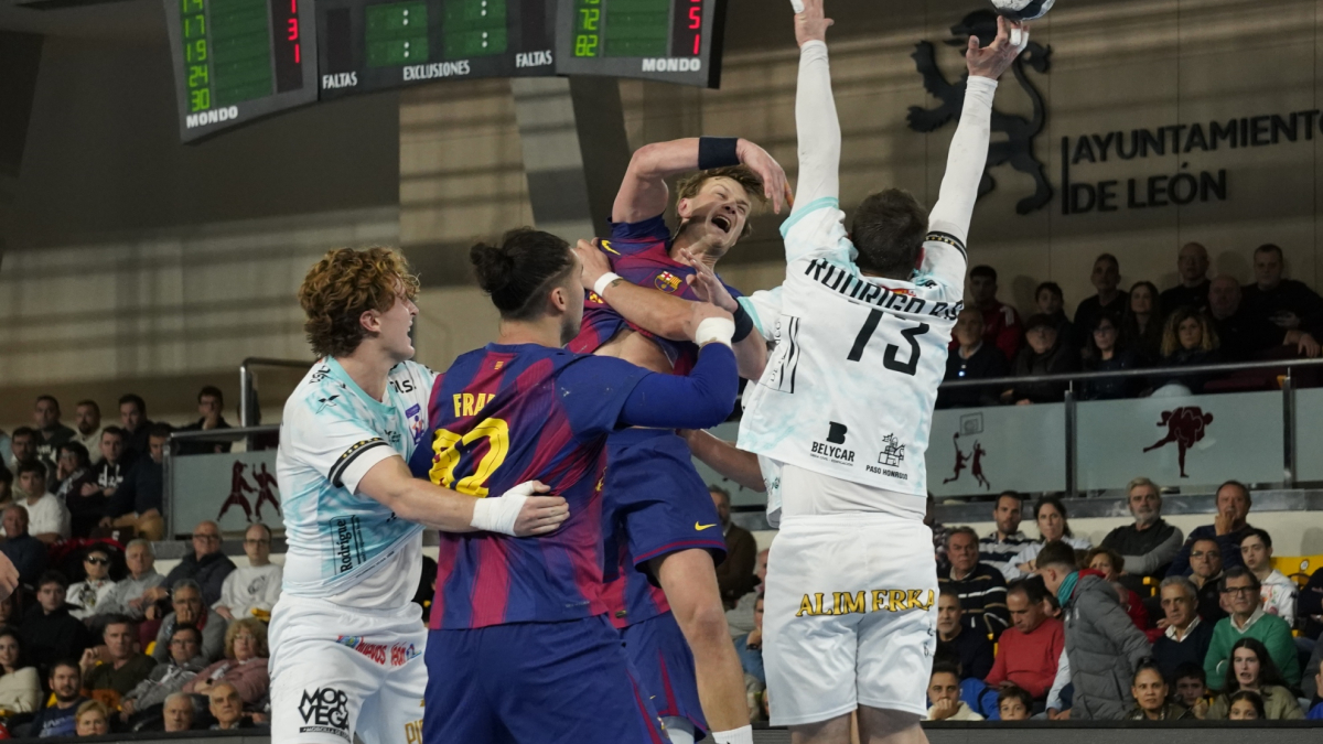 El Barça no cede en la ASOBAL y el Logroño manda entre los perseguidores