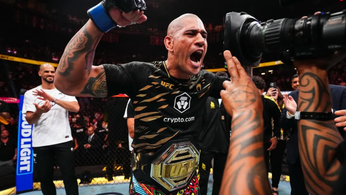 Alex Pereira annuncia il suo desiderio di tornare in combattimento prima del match Aspinall vs Gane, cercando di redimersi dopo la sconfitta