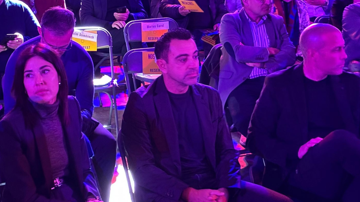 Laporta reafirma su apoyo a Xavi en la recuperación del legado del FC Barcelona