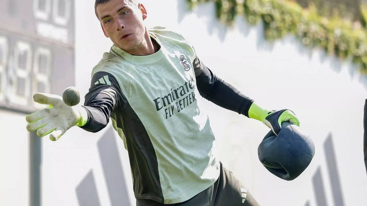 أندريه لونين ينفي رفضه تمثيل منتخب أوكرانيا ويصف الأخبار بالكاذبة