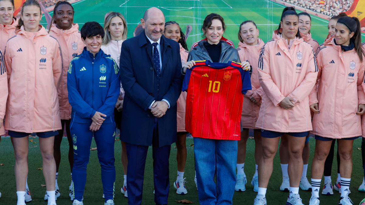 Louzán y Ayuso presentan el España-Alemania del Metropolitano