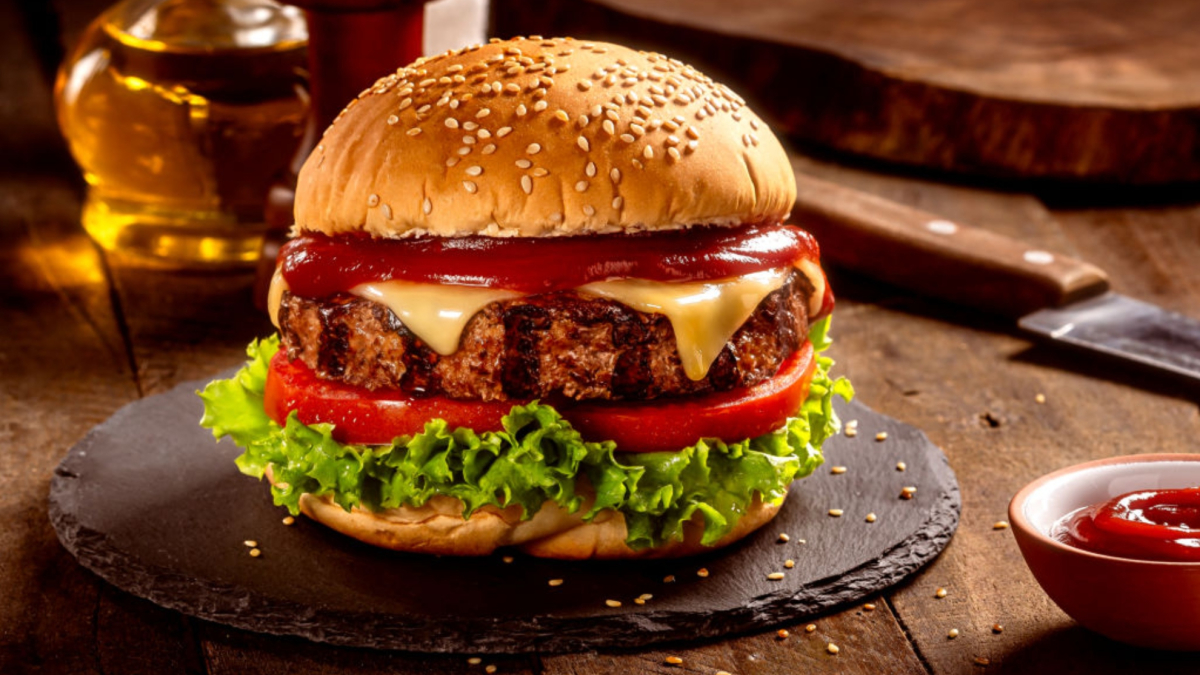 David Callejo advierte: "Si en un restaurante te preguntan el punto de la carne de tu hamburguesa, deberías irte