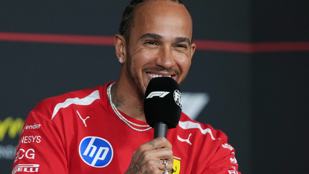 Hamilton recupera la sonrisa