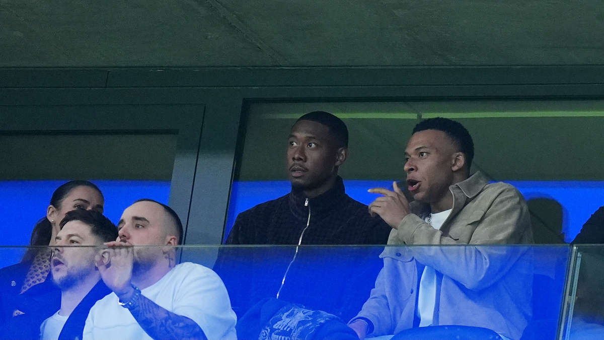 Mbappé, en el Bernabéu apoyando al equipo