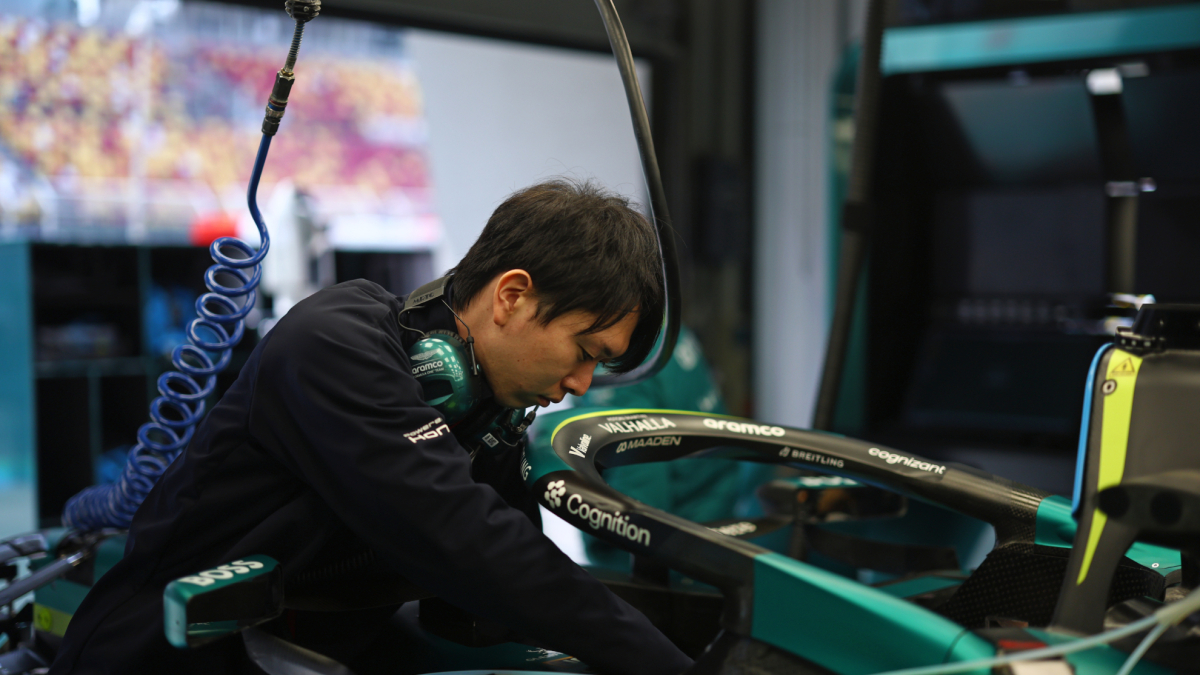 Aston Martin y Honda 'despejan balones fuera' sobre las baterías