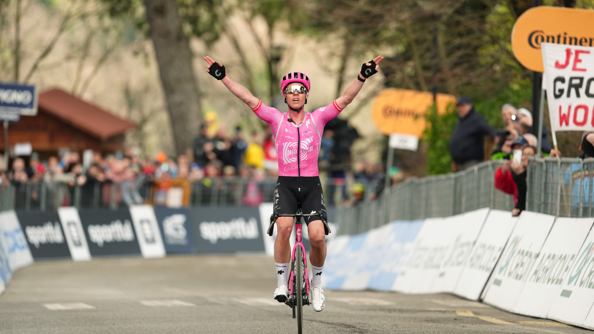 Michael Valgren gana e Isaac del Toro da un golpe sobre la mesa en la Tirreno-Adriático