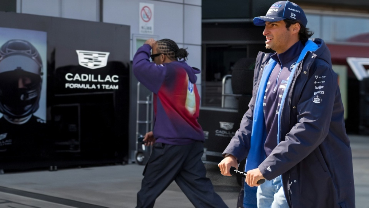 El 'inside' de F1 del GP de China: Carlos Sainz en patinete y... ¿por qué se esconde Hamilton?