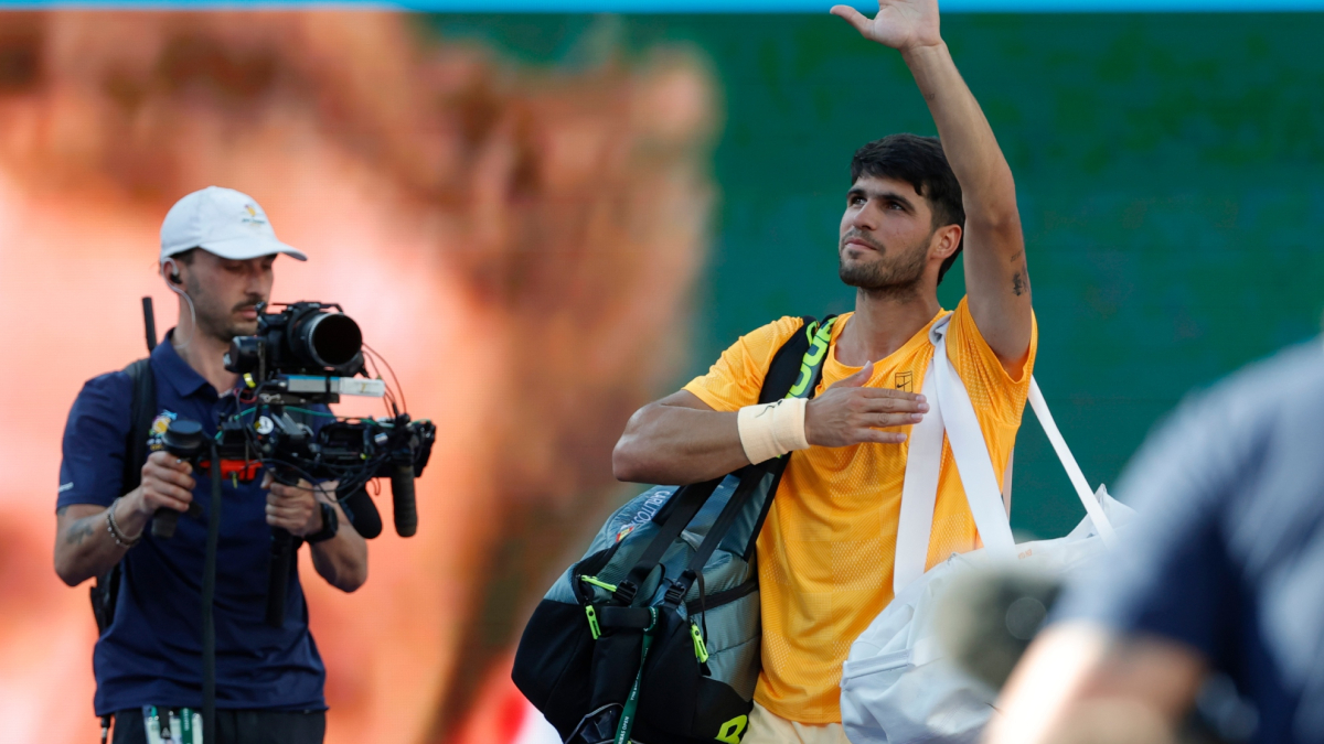 Alcaraz se toma un día de descanso y viaja este lunes a Miami