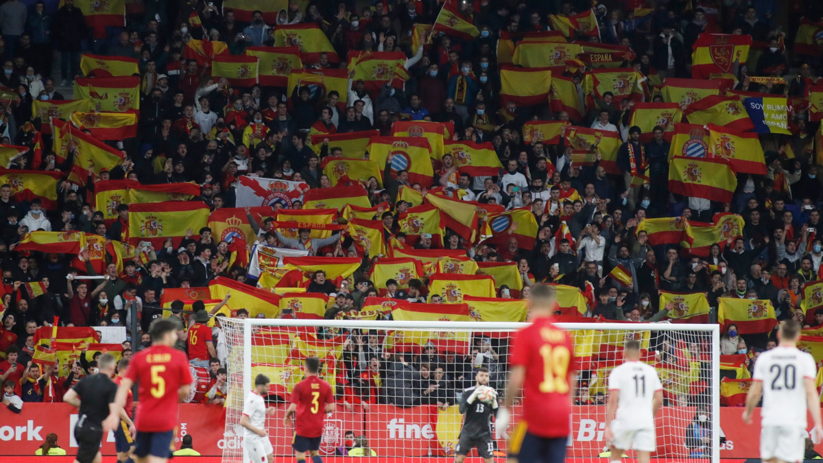 España estudia la opción de jugar en Barcelona contra Egipto