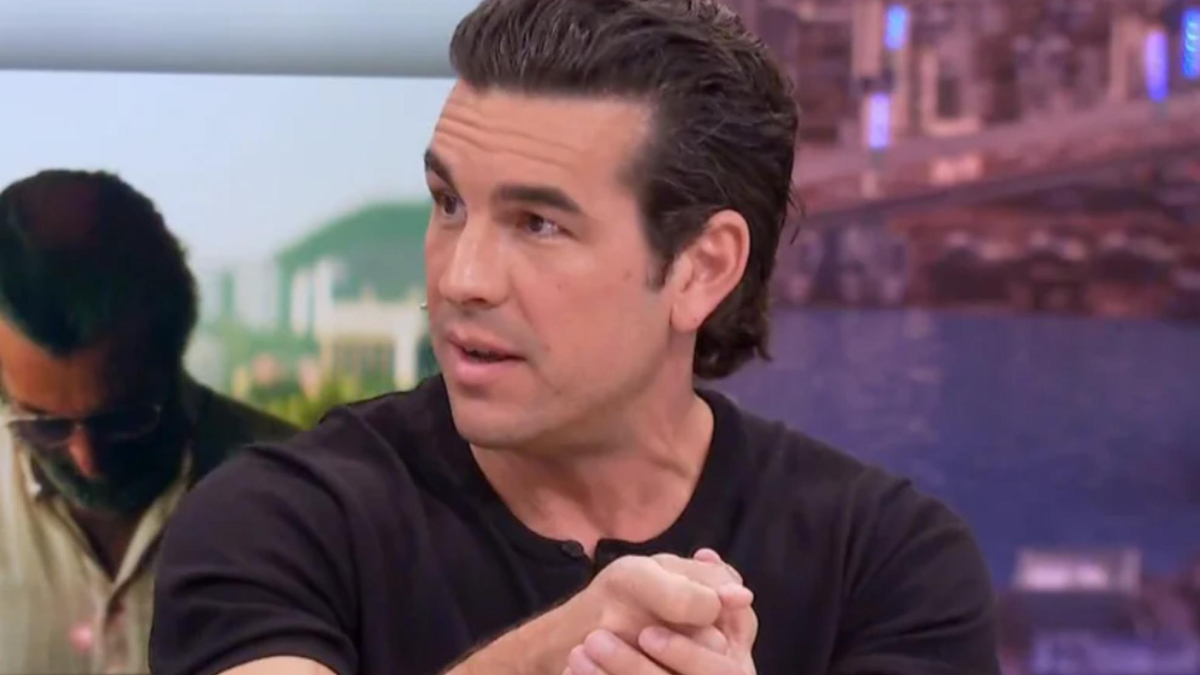 Mario Casas: "Los espías del CNI mienten a todos, son realmente actores"