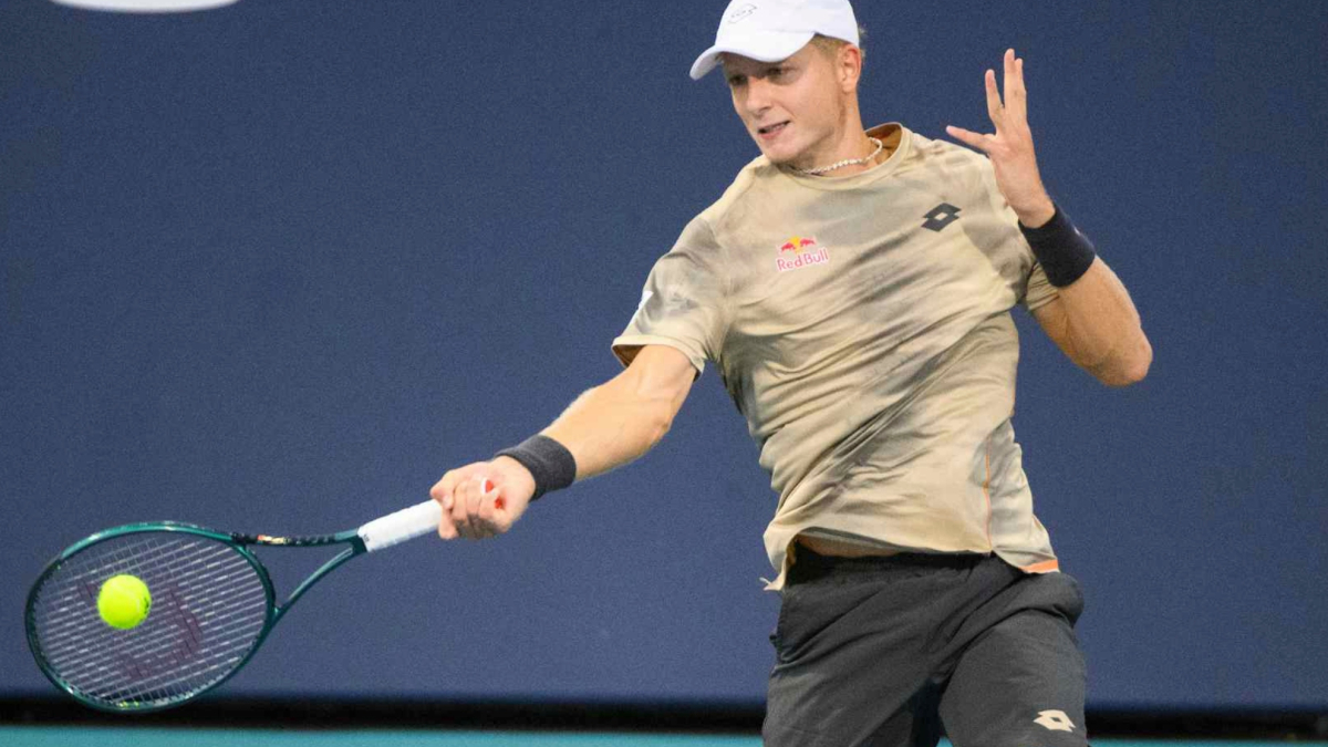 Martín Landaluce se apunta a la fiesta española de Miami