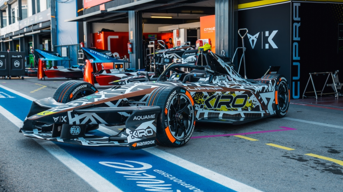 CUPRA empieza mandando en casa