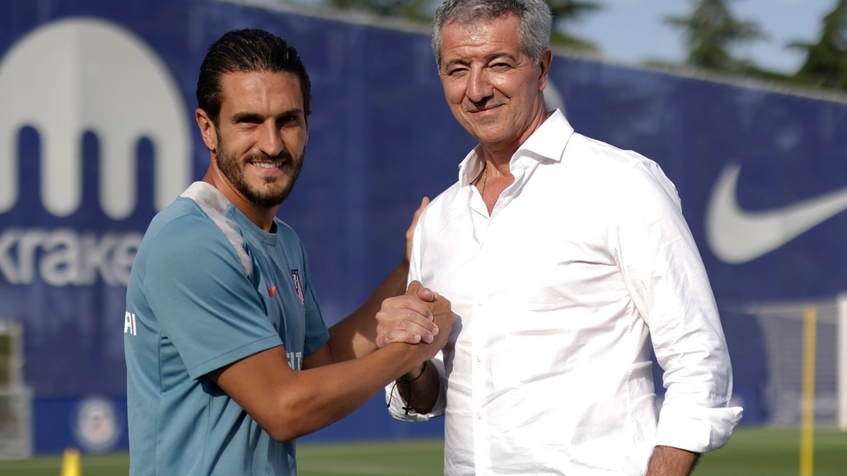 Chủ tịch Atlético de Madrid Miguel Ángel Gil thăm Cerro
