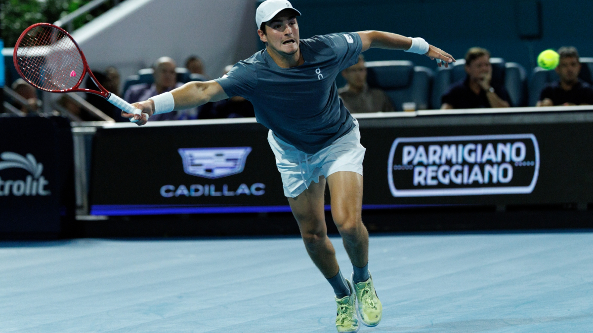 Joao Fonseca y las diferencias entre Sinner y Alcaraz: "Carlos puede hacer de todo, Jannik es como un robot"